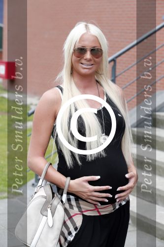 Rijswijk 28 juni 2012
Barbie Samantha de Jongh haalt haar rijbewijs.
Peter Smulders bv
