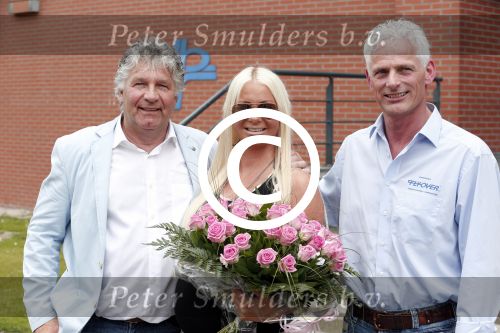Rijswijk 28 juni 2012
Barbie Samantha de Jongh haalt haar rijbewijs.
Peter Smulders bv