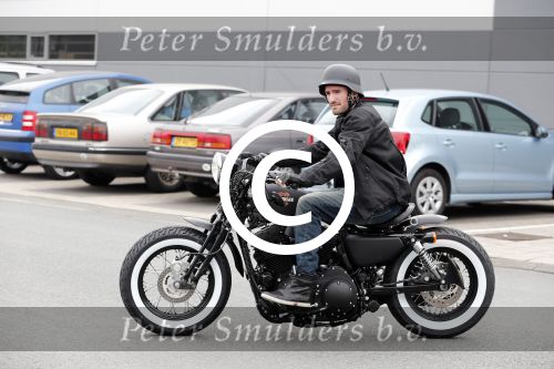 Amsterdam 21 juni 2012
Ben Saunders met zijn nieuwe speciale Harley Davidson.
Peter Smulders bv