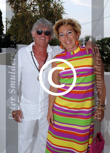 St Tropez 3 augustus 2012
Jan des Bouvrie viert zijn 70e verjaardag thuis bij hem in St Tropez. Bennie Garcia met zijn vrouw
Peter Smulders bv
