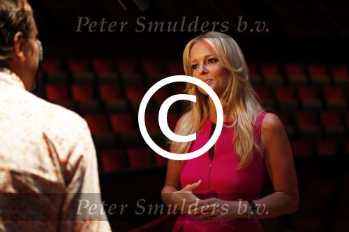 Amsterdam 10 augustus 2012
Presentatie nieuwe programma beat the best met Gorodon Angela Groothuizen en Chantal Janzen bedacht door John de Mol in carre.
Peter Smulders bv