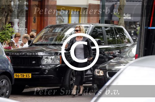 Amsterdam 20 juni 2012
Connie Breukhoven op de cornelis schuytstraat.
Peter Smulders bv