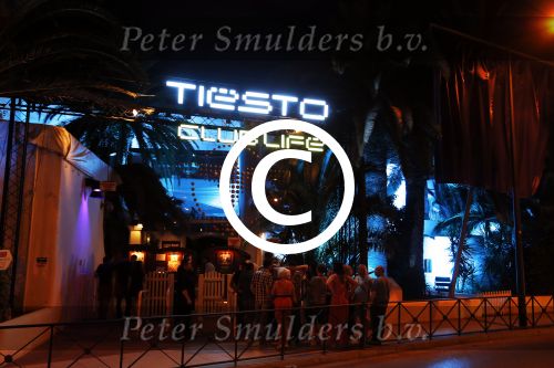 Ibiza 10 juli 2012
div billboards van div nederlandse en internationale dj\'s. Dj Tiesto bij pacha
Peter Smulders bv