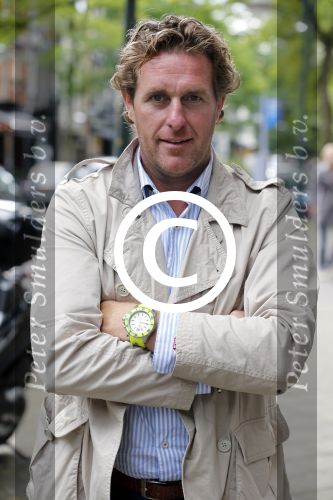 Amsterdam 8 augustus 2012
Edwin Smulders met kyboe horloge.
Peter Smulders bv