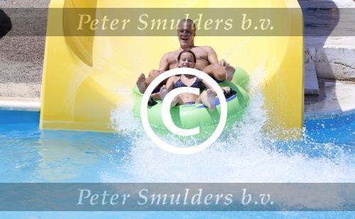 Ibiza 30 juli 2012
Wendy v Dijk met Erland Galjaard Lizzy Sem Mik en haar moeder in het aquapark op ibiza.
Peter Smulders bv