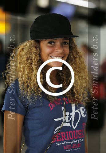 Schiphol 23 juli 2012
Fajah Lourens met zoon en dochter op schiphol. Ze wordt afgezet door een hele goede vriend.
Peter Smulders bv