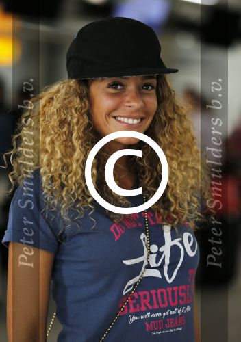 Schiphol 23 juli 2012
Fajah Lourens met zoon en dochter op schiphol. Ze wordt afgezet door een hele goede vriend.
Peter Smulders bv
