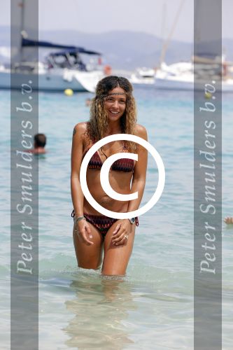 ibiza 29 juli 2012
Fajah Lourens met haar 2 kinderen op vakantie op ibiza.
Peter Smulders bv