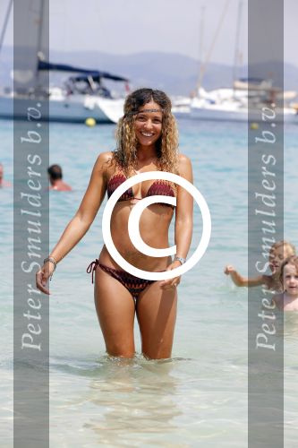 ibiza 29 juli 2012
Fajah Lourens met haar 2 kinderen op vakantie op ibiza.
Peter Smulders bv