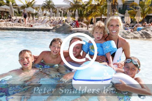 Gran Canaria Las Palmas 9 juli 2012
Frans en Mariska Bauer op zomervakantie met hun zonen Christiaan Frans Jan en Lucas in hotel Villa del Conde.
Peter Smulders bv