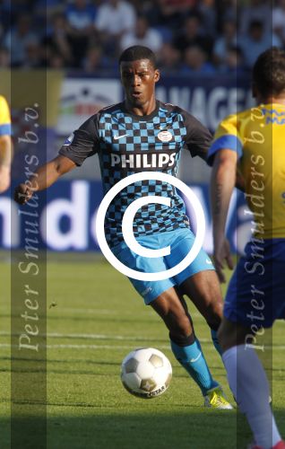 Waalwijk, 11 Augustus 2012
Eerste kompetitiewedstrijd in het nieuwe seizoen 2012/2013 tussen RKC-PSV, eindstand 3-2
Georginio Wijnaldum
Foto Peter Smulders BV