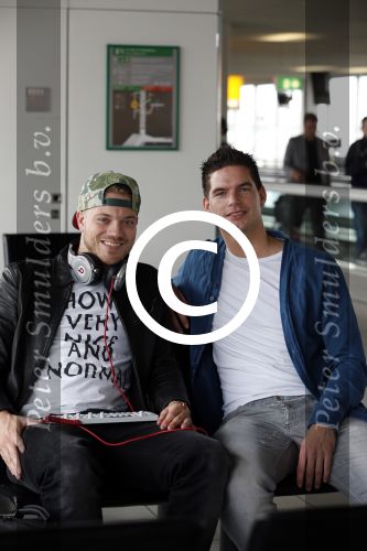 Schiphol 17 juli 2012
Gers Padoel met Rik Reijnen op schiphol. Gers gaat naar cuba voor nieuw programma met Chris Zegers voor BNN.
Peter Smulders bv