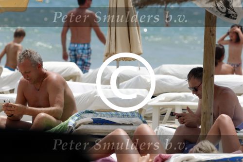 Ibiza 12 juli 2012
Gordon met een vriend op vakantie op ibiza.
Peter Smulders bv