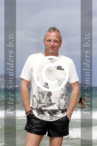Ibiza 12 juli 2012
Gordon met een vriend op vakantie op ibiza.
Peter Smulders bv