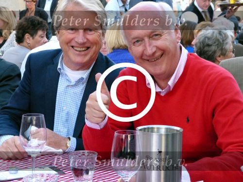 Maastricht, 23 Juni 2012 Optreden Andre Rieu op het Vrijthof in Maastricht
Boele Staal samen met Guido v Woerkum en hun echtgenotes
Foto Peter Smulders BV