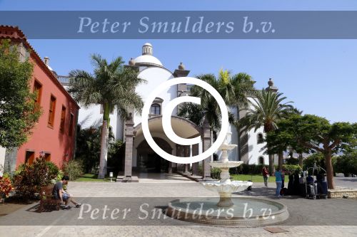 Gran Canaria Las Palmas 9 juli 2012
Frans en Mariska Bauer op zomervakantie met hun zonen Christiaan Frans Jan en Lucas in hotel Villa del Conde.
Peter Smulders bv