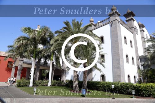 Gran Canaria Las Palmas 9 juli 2012
Frans en Mariska Bauer op zomervakantie met hun zonen Christiaan Frans Jan en Lucas in hotel Villa del Conde.
Peter Smulders bv