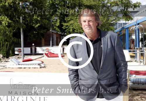 Amsterdam 13 juli 2012
Presentatie Blad Londen ivm olympische spelen met oa Ivo Niehe Erica Terpstra Naomi v As Peter Heerschop Viggo Waas Kim Lammers en Nicolien Sauerbreij bij strand zuid bij de rai.
Peter Smulders bv