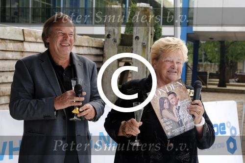 Amsterdam 13 juli 2012
Presentatie Blad Londen ivm olympische spelen met oa Ivo Niehe Erica Terpstra Naomi v As Peter Heerschop Viggo Waas Kim Lammers en Nicolien Sauerbreij bij strand zuid bij de rai.
Peter Smulders bv