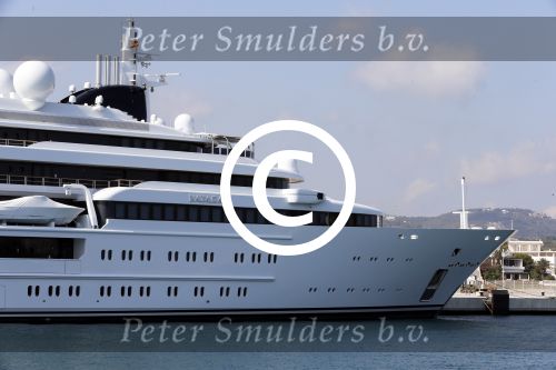 ibiza 11 juli 2012
Het jacht/boot met de naam Katara in de haven van ibiza.
Peter Smulders bv