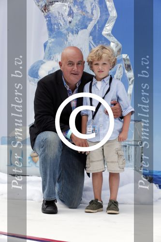 Haarlem 27 juni 2012
Premiere ice age 4 in pathe haarlem. Jack v gelder met kleinkinderen en schoondochter
Peter Smulders bv