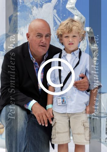 Haarlem 27 juni 2012
Premiere ice age 4 in pathe haarlem. Jack v gelder met kleinkinderen en schoondochter
Peter Smulders bv