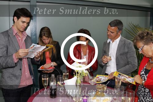 Amsterdam, 14 Juni 2012
Uitreiking eerste exemplaar Tour Express met hoofdredacteur Louis Bovee

Foto Peter Smulders BV