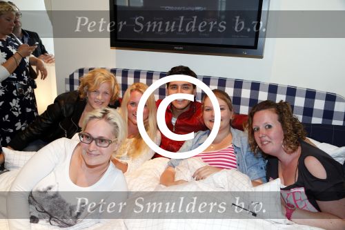 Leiderdorp 24 juni 2012
Jan Smit bij hastens winkel in Leiderdorp.
Peter Smulders bv