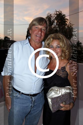 St Tropez 3 augustus 2012
Jan des Bouvrie viert zijn 70e verjaardag thuis bij hem in St Tropez. Jan Wieger v d Linden met vrouw
Peter Smulders bv