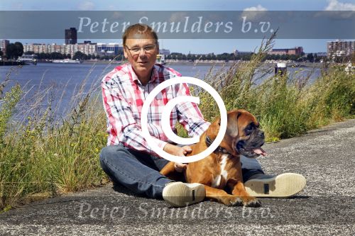 Rotterdam, 3 Augustus 2012
Jan de Hoop samen met zijn partner Coen Lievaart en hond Bob.
Foto Peter Smulders BV