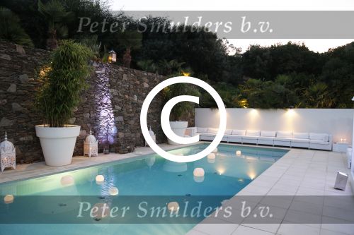 St Tropez 3 augustus 2012
Jan des Bouvrie viert zijn 70e verjaardag thuis bij hem in St Tropez.
Peter Smulders bv
