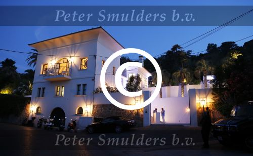 St Tropez 3 augustus 2012
Jan des Bouvrie viert zijn 70e verjaardag thuis bij hem in St Tropez.
Peter Smulders bv