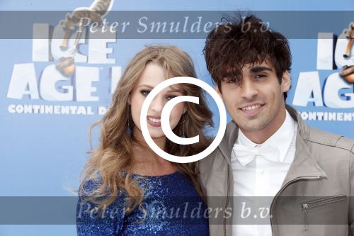 Haarlem 27 juni 2012
Premiere ice age 4 in pathe haarlem. Joey Frerre en vriendin Tessa Sunniva van Tol
Peter Smulders bv