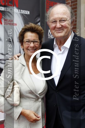 Amsterdam 17 juni 2012
Premiere het geheugen van water in het nieuwe de la mar. Joop en janine v d Ende
Peter Smulders bv