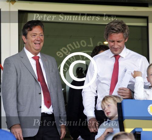 Waalwijk, 11 Augustus 2012
Eerste kompetitiewedstrijd in het nieuwe seizoen 2012/2013 tussen RKC-PSV, eindstand 3-2
Marcel Brands met Tiny Sanders
Foto Peter Smulders BV