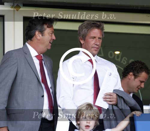 Waalwijk, 11 Augustus 2012
Eerste kompetitiewedstrijd in het nieuwe seizoen 2012/2013 tussen RKC-PSV, eindstand 3-2
Marcel Brands met Tiny Sanders
Foto Peter Smulders BV