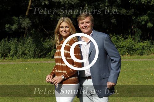Wassenaar 7 juli 2012
Fotosessie met Prins Willem Alexander prinses Maxima Alexia Ariane en Amalia op landgoed de horsten.
Peter Smulder bv