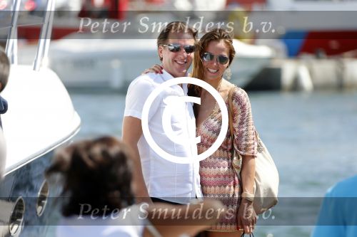 St Tropez 4 augustus 2012
Feestje van Michiel Mol voor zijn 43e verjaardag. Aanwezig oa Harrie Mens met zijn dochters Noor Suze Marloes en Sarah. Ook de ouders van Michiel Jan en ... zijn aanwezig . 
Peter Smulders bv