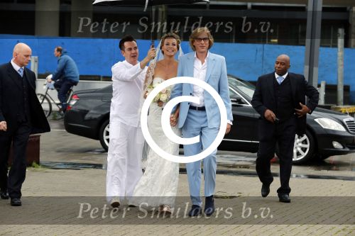 Amsterdam 13 juli 2012
Micky Hoogendijk en Adam Curry trouwen op de supper club boot.
Peter Smulders bv