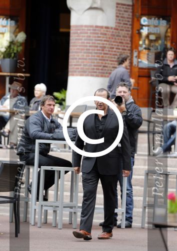 Amsterdam 8 augustus 2012
Najib Amhali en Willem Holleeder bij opnames van film valentino op het beursplein.
Peter Smulders bv
