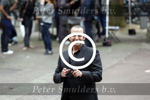 Amsterdam 8 augustus 2012
Najib Amhali en Willem Holleeder bij opnames van film valentino op het beursplein.
Peter Smulders bv