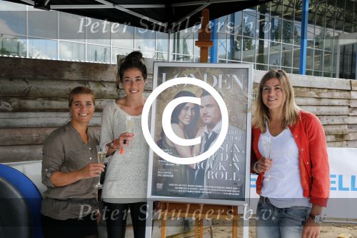Amsterdam 13 juli 2012
Presentatie Blad Londen ivm olympische spelen met oa Ivo Niehe Erica Terpstra Naomi v As Peter Heerschop Viggo Waas Kim Lammers en Nicolien Sauerbreij bij strand zuid bij de rai.
Peter Smulders bv