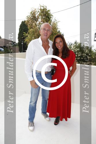 St Tropez 3 augustus 2012
Jan des Bouvrie viert zijn 70e verjaardag thuis bij hem in St Tropez. Olga Wintermans met man Ron
Peter Smulders bv