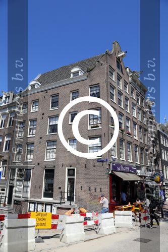Amsterdam 24 juli 2012
Oude huis/appartement Waylon .
Peter Smulders bv