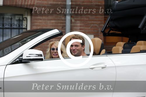 Amsterdam 28 juli 2012
Patricia Paay en vriend Nicky v Dam in  nieuwe mercedes cabrio.
Peter Smulders bv