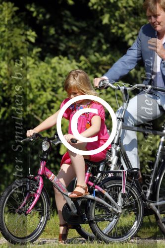Wassenaar 7 juli 2012
Fotosessie met Prins Willem Alexander prinses Maxima Alexia Ariane en Amalia op landgoed de horsten.
Peter Smulder bv