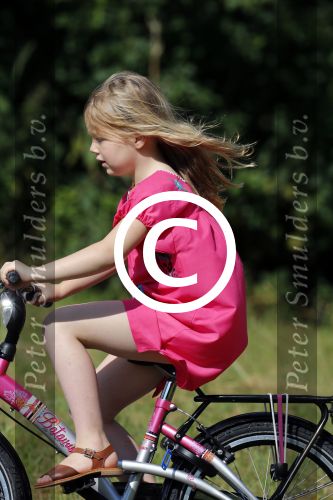 Wassenaar 7 juli 2012
Fotosessie met Prins Willem Alexander prinses Maxima Alexia Ariane en Amalia op landgoed de horsten.
Peter Smulder bv