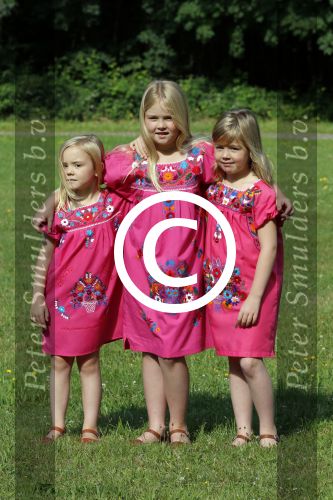 Wassenaar 7 juli 2012
Fotosessie met Prins Willem Alexander prinses Maxima Alexia Ariane en Amalia op landgoed de horsten.
Peter Smulder bv