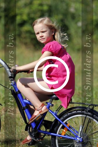 Wassenaar 7 juli 2012
Fotosessie met Prins Willem Alexander prinses Maxima Alexia Ariane en Amalia op landgoed de horsten.
Peter Smulder bv