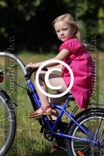 Wassenaar 7 juli 2012
Fotosessie met Prins Willem Alexander prinses Maxima Alexia Ariane en Amalia op landgoed de horsten.
Peter Smulder bv